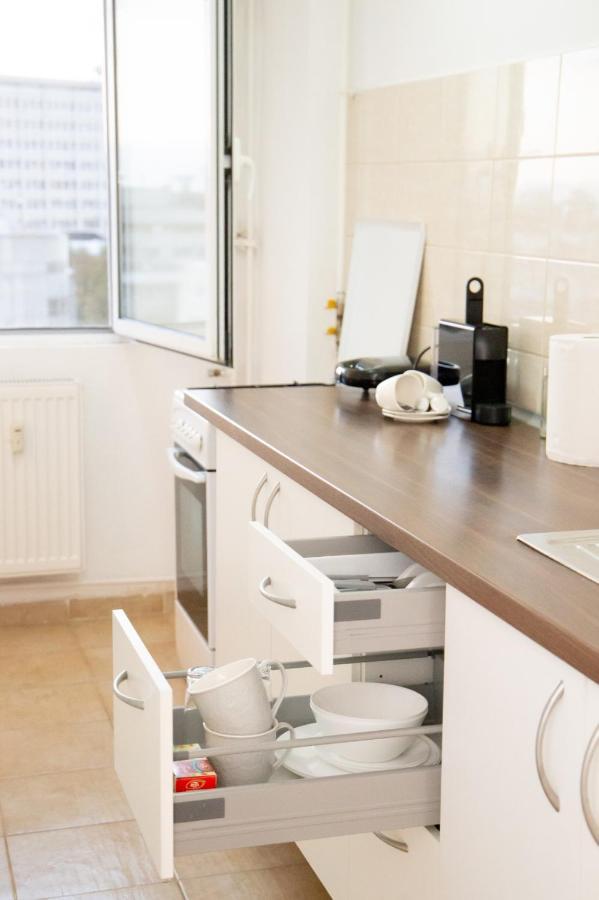 City Central Studio , Плоешти Экстерьер фото