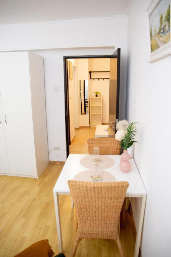 City Central Studio , Плоешти Экстерьер фото